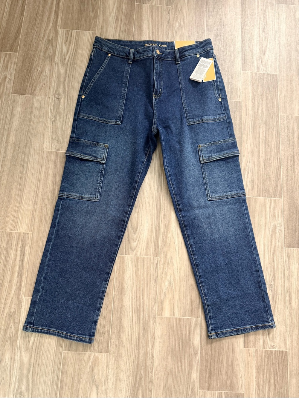 Michael Kors Straight Cropped High Rise Cargo Jeans - Selma - Picture 11 of 11